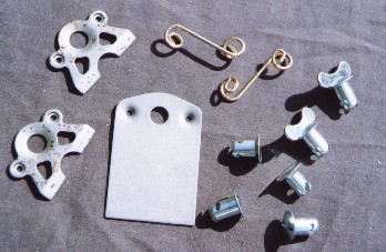 Dzus_Fasteners_9-28-03.jpg